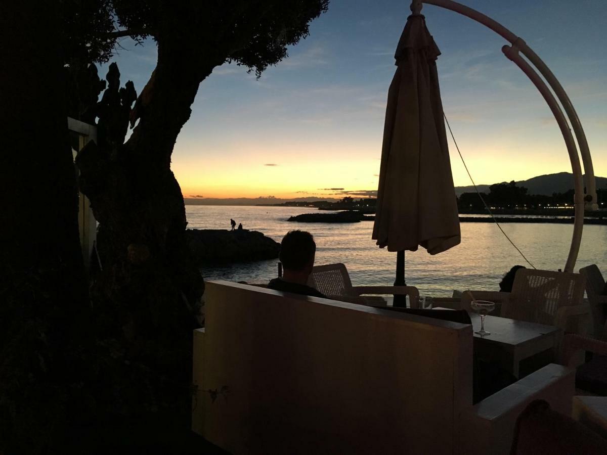 Yellow Jasper - Gemstone Getaway Marbella Ngoại thất bức ảnh